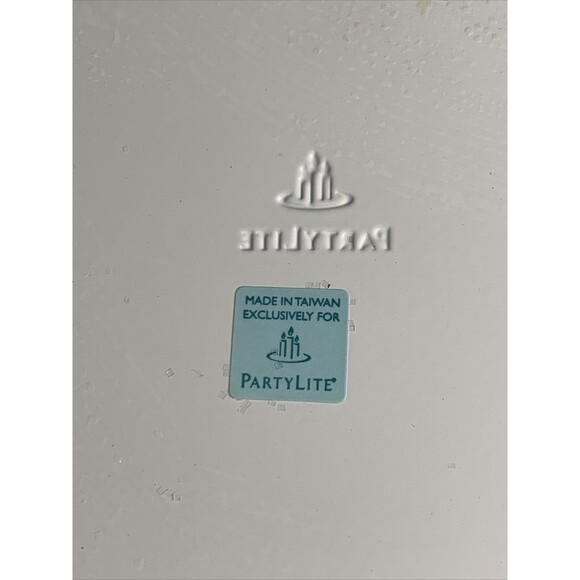 PartyLite Nordic Ice Candle Retired NIB P17E/P8960 Preowned - Picture 7 of 7